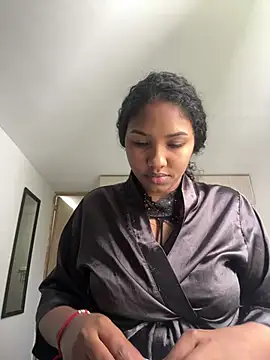 IamBlackmoon online show from 06/18/26, 08:02