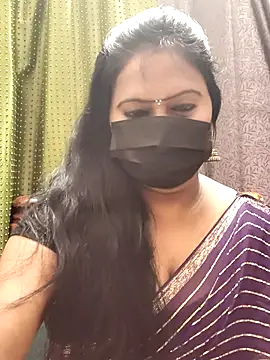 Snapshot of Meera_mia chatting on 06/08/26, 01:11 Meera mia online show from 06/08/26, 01:11