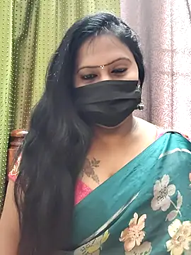 Snapshot of Meera_mia chatting on 06/14/26, 09:22 Meera mia online show from 06/14/26, 09:22