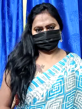 Snapshot of Meera_mia chatting on 06/19/26, 03:22 Meera mia online show from 06/19/26, 03:22