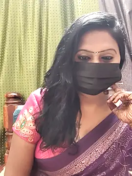 Snapshot of Meera_mia chatting on 06/29/26, 01:00 Meera mia online show from 06/29/26, 01:00