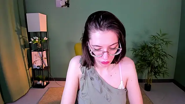 eva sicret online show from 06/11/26, 12:25