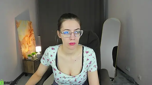 eva sicret online show from 07/11/26, 04:15