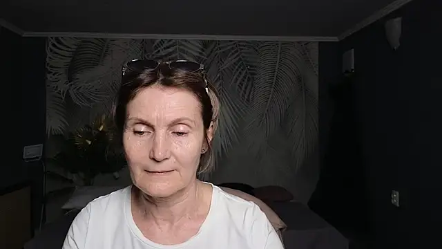 Snapshot of Mabel_Magic chatting on 06/04/26, 06:19 Mabel Magic online show from 06/04/26, 06:19