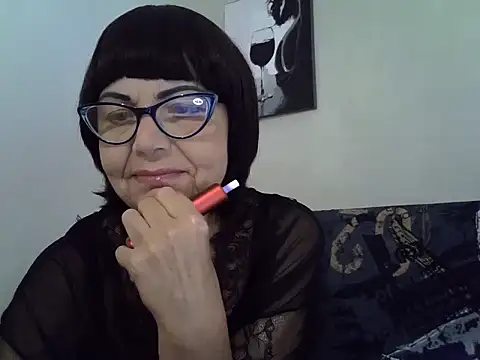 Snapshot of Marys3773 chatting on 07/19/26, 05:27 Marys3773 online show from 07/19/26, 05:27