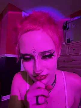 whimsicallylusty online show from 05/28/26, 07:33