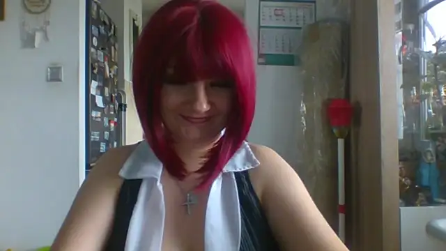 Snapshot of MeganFlirt chatting on 06/12/26, 09:30 MeganFlirt online show from 06/12/26, 09:30