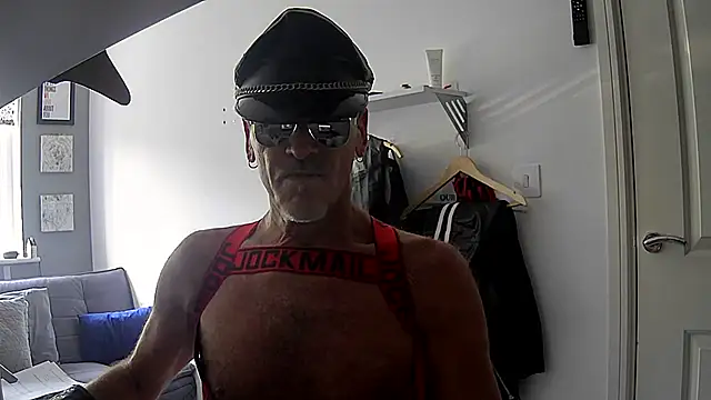 NottsLeather online show from 05/26/26, 09:49