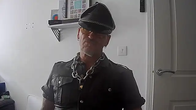 NottsLeather online show from 06/21/26, 02:19