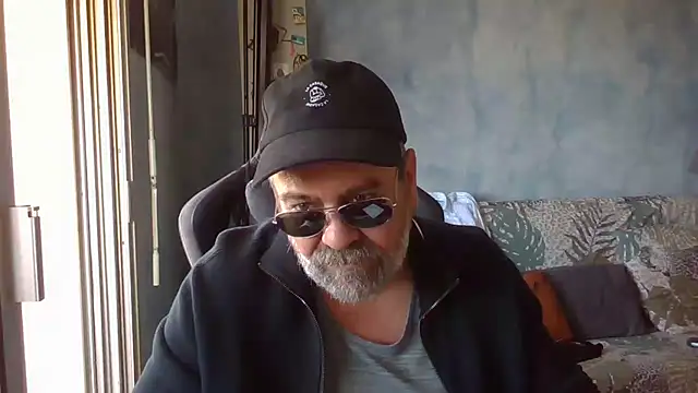 Snapshot of panda_06200 chatting on 06/07/26, 08:51 panda 06200 online show from 06/07/26, 08:51