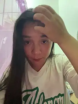 Luna-mi online show from 05/28/26, 01:30