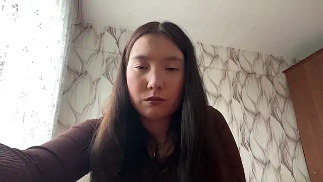 Aliceqteqte online show from 06/04/26, 09:04