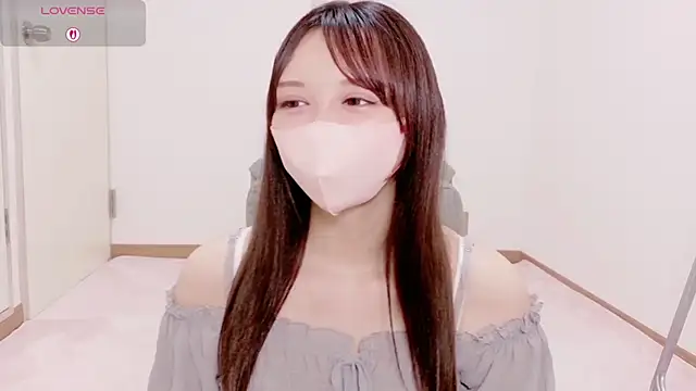 Snapshot of Rina_chan__ chatting on 05/31/26, 04:42 Rina chan online show from 05/31/26, 04:42
