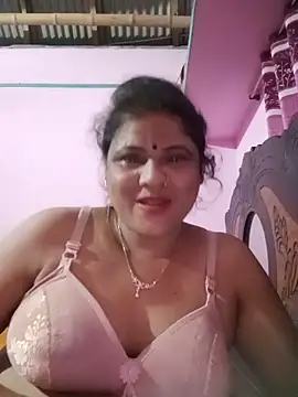 Snapshot of Maya_Vabi chatting on 06/16/26, 02:41 Maya Vabi online show from 06/16/26, 02:41