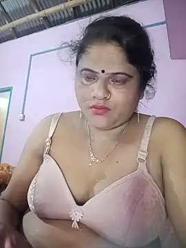 Snapshot of Maya_Vabi chatting on 06/18/26, 02:54 Maya Vabi online show from 06/18/26, 02:54