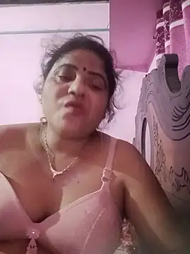 Snapshot of Maya_Vabi chatting on 07/03/26, 02:34 Maya Vabi online show from 07/03/26, 02:34