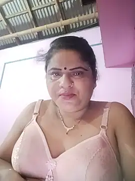 Snapshot of Maya_Vabi chatting on 07/12/26, 02:52 Maya Vabi online show from 07/12/26, 02:52