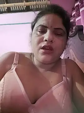Snapshot of Maya_Vabi chatting on 07/14/26, 02:12 Maya Vabi online show from 07/14/26, 02:12