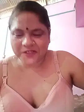 Snapshot of Maya_Vabi chatting on 07/16/26, 07:47 Maya Vabi online show from 07/16/26, 07:47