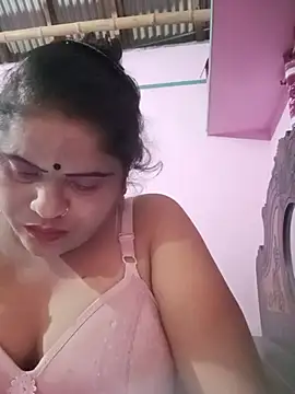 Snapshot of Maya_Vabi chatting on 07/19/26, 11:41 Maya Vabi online show from 07/19/26, 11:41