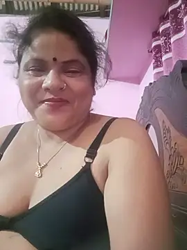 Snapshot of Maya_Vabi chatting on 07/26/26, 03:08 Maya Vabi online show from 07/26/26, 03:08
