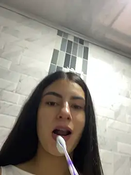 Snapshot of Aitana06 chatting on 07/03/26, 12:00 Aitana06 online show from 07/03/26, 12:00
