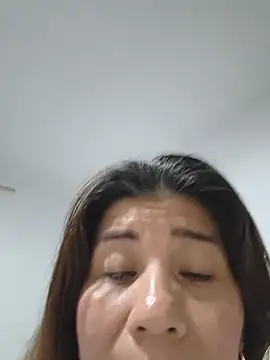 Snapshot of fire_mommy chatting on 06/11/26, 12:32 fire mommy online show from 06/11/26, 12:32