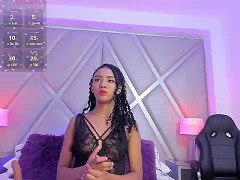 Snapshot of CarlaHilton chatting on 05/31/26, 12:01 CarlaHilton online show from 05/31/26, 12:01