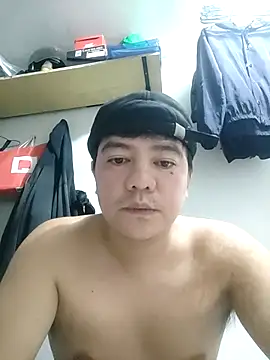Snapshot of hotboyrider chatting on 07/10/26, 07:05 hotboyrider online show from 07/10/26, 07:05