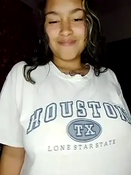 Evangeline Salas online show from 06/11/26, 02:33