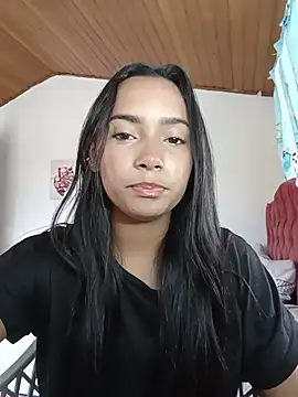 Snapshot of xcleila chatting on 06/22/26, 04:48 xcleila online show from 06/22/26, 04:48