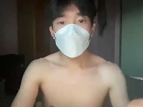 Snapshot of Asianbigfun chatting on 07/01/26, 09:22 Asianbigfun online show from 07/01/26, 09:22