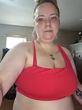 Snapshot of Jaclynnbaby chatting on 06/24/26, 12:48 Jaclynnbaby online show from 06/24/26, 12:48