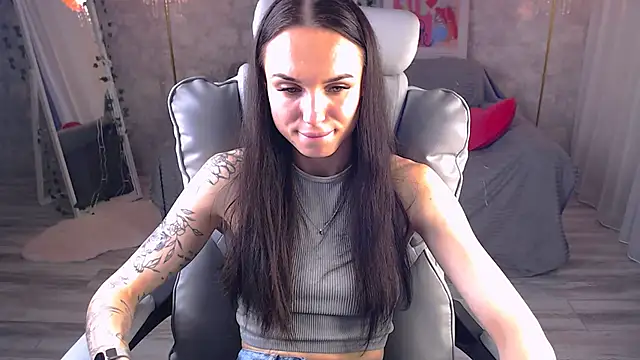 Snapshot of NicoleMerz chatting on 06/03/26, 02:33 NicoleMerz online show from 06/03/26, 02:33