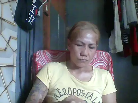 Snapshot of pinayheartaker chatting on 06/23/26, 02:31 pinayheartaker online show from 06/23/26, 02:31