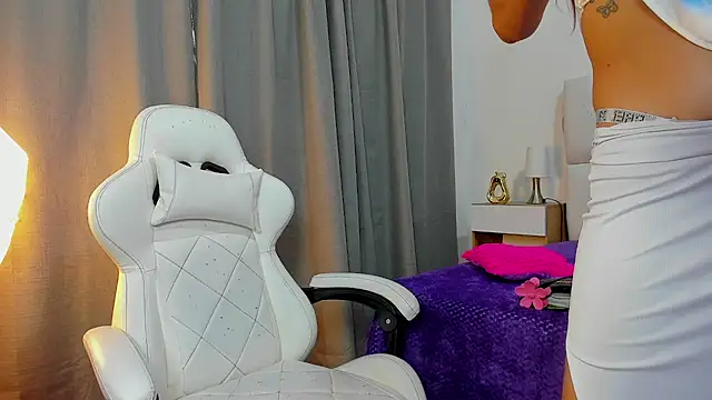 Camila Gonzalez20 online show from 07/14/26, 06:46