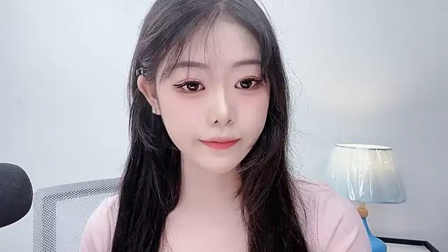 Snapshot of smalldaiwang chatting on 06/26/26, 02:49 smalldaiwang online show from 06/26/26, 02:49