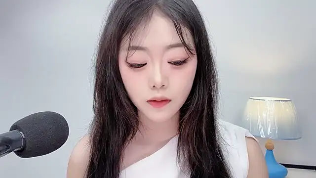 Snapshot of smalldaiwang chatting on 06/27/26, 03:22 smalldaiwang online show from 06/27/26, 03:22