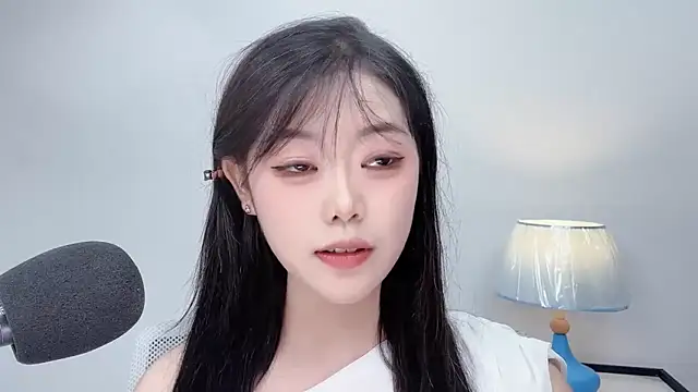 Snapshot of smalldaiwang chatting on 06/27/26, 12:22 smalldaiwang online show from 06/27/26, 12:22