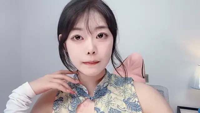 Snapshot of smalldaiwang chatting on 07/14/26, 10:21 smalldaiwang online show from 07/14/26, 10:21