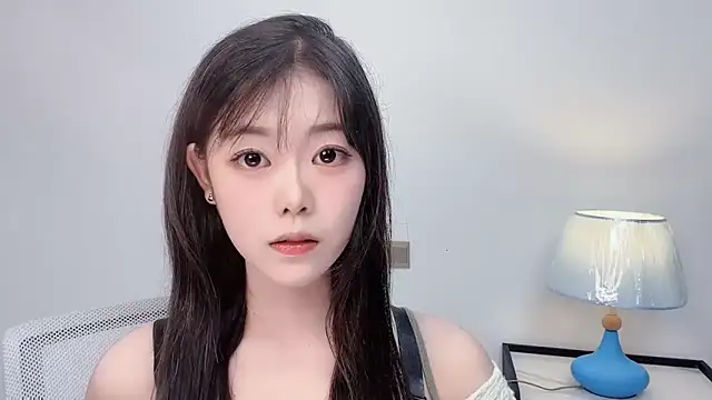 Snapshot of smalldaiwang chatting on 07/17/26, 02:18 smalldaiwang online show from 07/17/26, 02:18