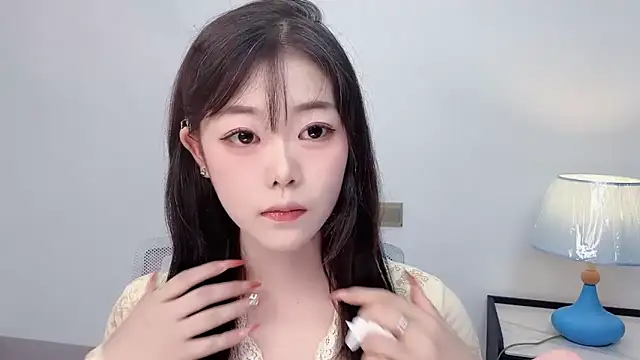 Snapshot of smalldaiwang chatting on 07/18/26, 02:38 smalldaiwang online show from 07/18/26, 02:38