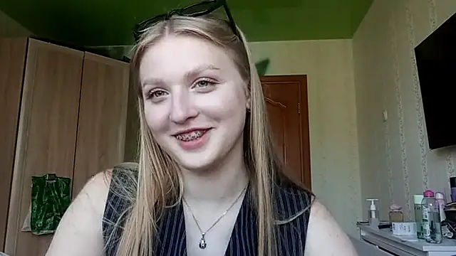 Snapshot of NorineGressett chatting on 06/11/26, 01:09 NorineGressett online show from 06/11/26, 01:09