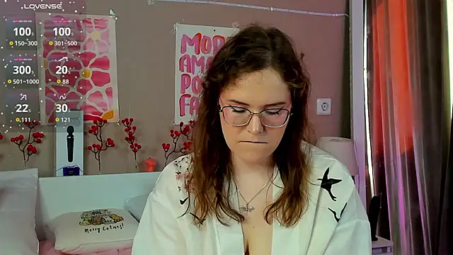 Snapshot of KristinaMay chatting on 06/16/26, 02:03 KristinaMay online show from 06/16/26, 02:03