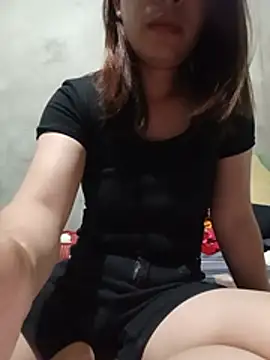 Snapshot of -Trinina- chatting on 07/01/26, 10:42 -Trinina- online show from 07/01/26, 10:42