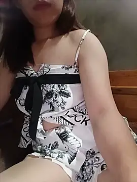 Snapshot of -Trinina- chatting on 07/11/26, 02:09 -Trinina- online show from 07/11/26, 02:09