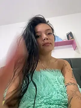 NIKA530 online show from 06/27/26, 12:22