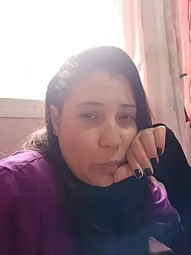 Snapshot of Maira73 chatting on 06/08/26, 06:30 Maira73 online show from 06/08/26, 06:30