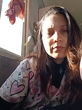 Snapshot of Maira73 chatting on 06/11/26, 06:17 Maira73 online show from 06/11/26, 06:17