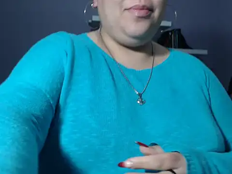 Snapshot of June_Osborne chatting on 05/28/26, 11:02 June Osborne online show from 05/28/26, 11:02
